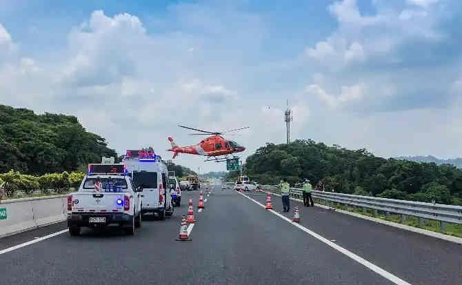 金平区高速公路汽车救援案例